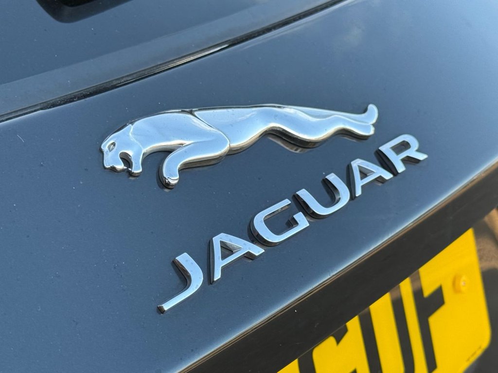 Used Jaguar E-Pace 2018 for sale - 76841692: Photo 31