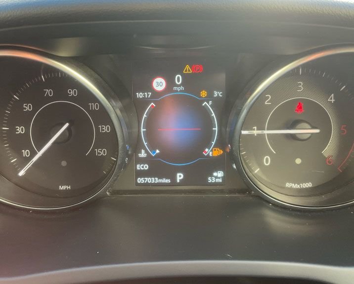 Used Jaguar E-Pace 2018 for sale - 76841692: Photo 4