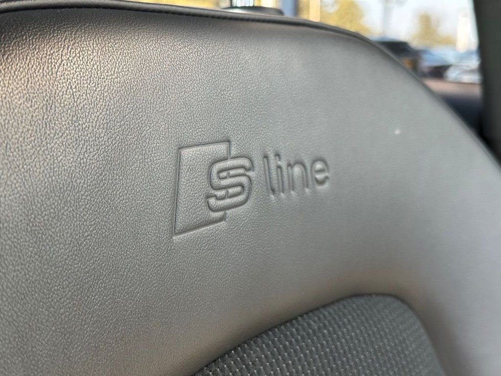 Used Audi Q3 2013 for sale - 76698175: Photo 25