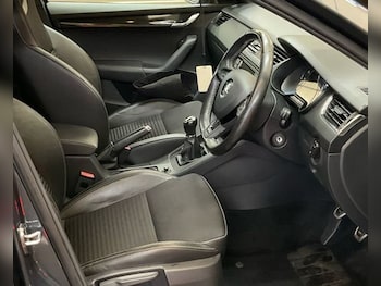 Used Skoda Octavia 2016 for sale - 75896405: Photo