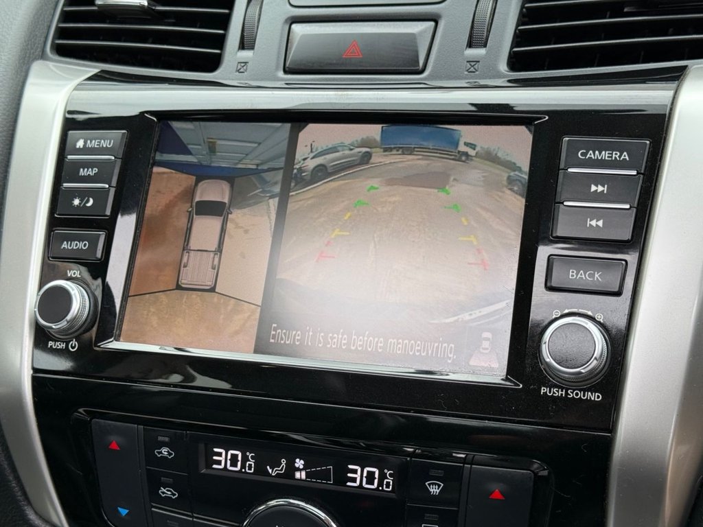 Used Nissan Navara 2021 for sale - 77642220: Photo 2