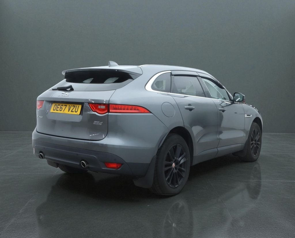 Used Jaguar F-Pace 2018 for sale - 76396306: Photo 12