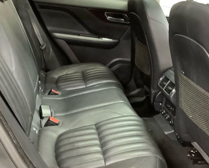 Used Jaguar F-Pace 2018 for sale - 76396306: Photo 4