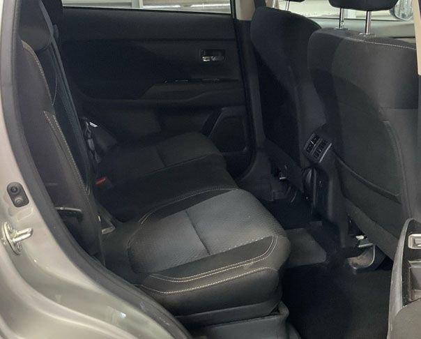 Used Mitsubishi Outlander 2019 for sale - 77088862: Photo 14