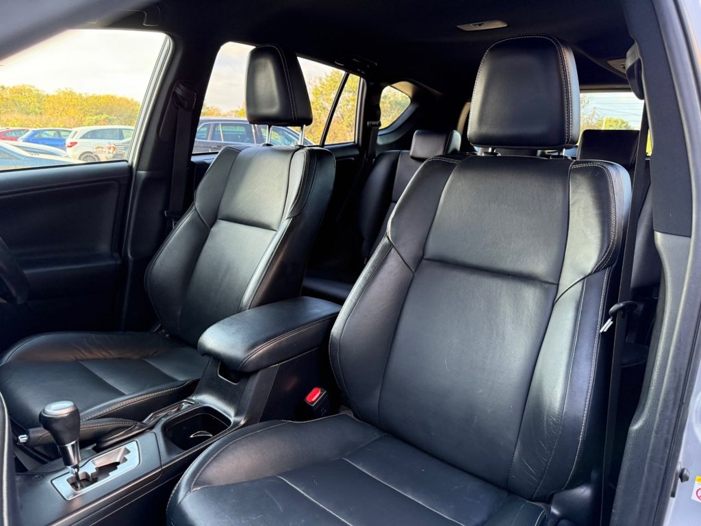 Used Toyota RAV4 2017 for sale - 76496293: Photo 17