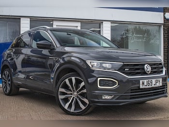 Used Volkswagen T-Roc 2019 for sale - 78256136: Photo