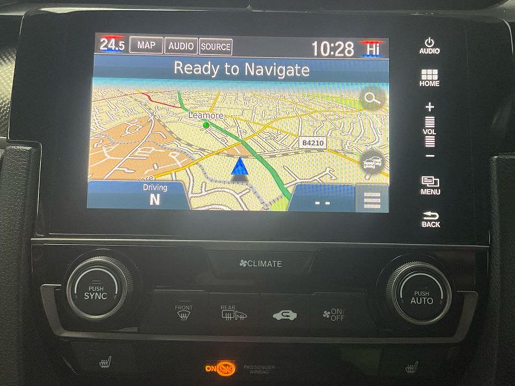 Used Honda Civic 2018 for sale - 77693487: Photo 2