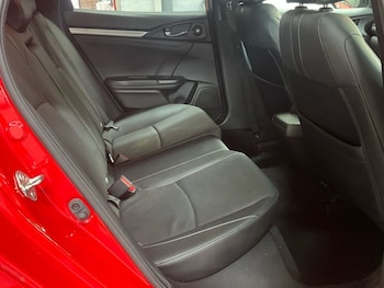 Used Honda Civic 2018 for sale - 77693487: Photo