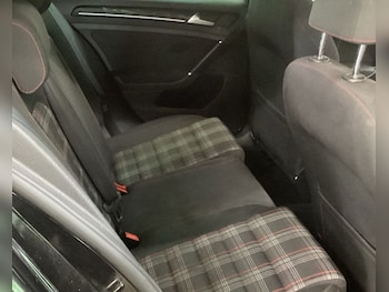 Used Volkswagen Golf 2016 for sale - 75801300: Photo