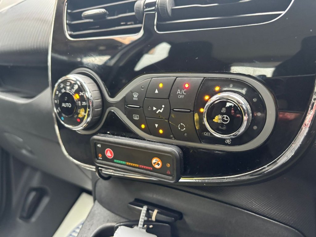 Used Renault Zoe 2019 for sale - 76581964: Photo 30