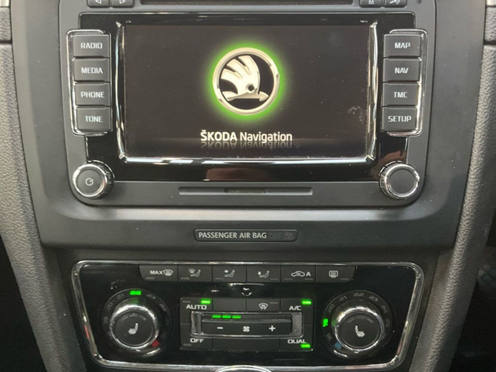 Used Skoda Superb 2015 for sale - 77719869: Photo 2