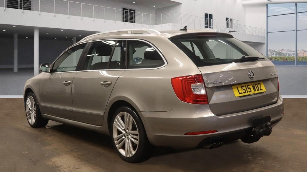 Used Skoda Superb 2015 for sale - 77719869: Photo 9