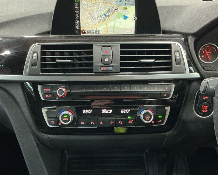 Used BMW 3 Series 2017 for sale - 76546610: Photo 2