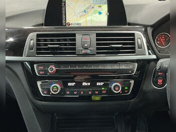 Used BMW 3 Series 2017 for sale - 76546610: Photo