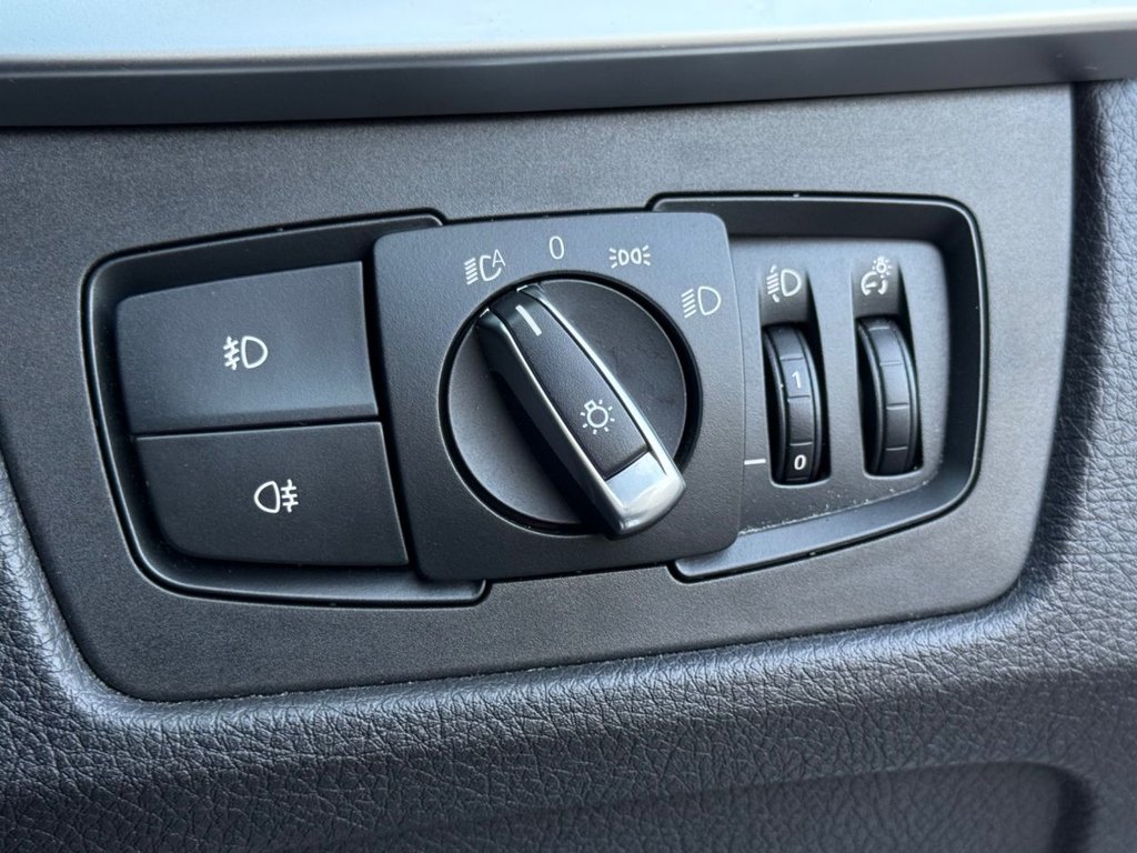 Used BMW 3 Series 2017 for sale - 76546610: Photo 35