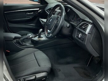 Used BMW 3 Series 2017 for sale - 76546610: Photo