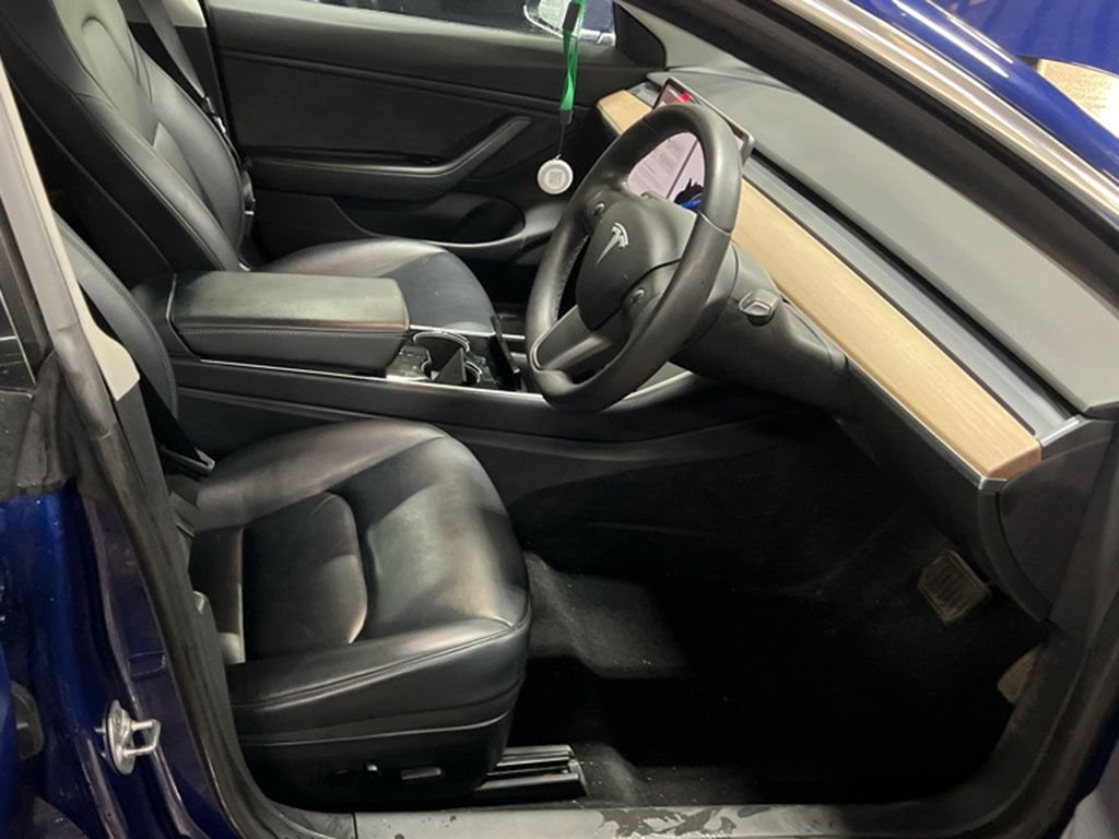 Used Tesla Model 3 2020 for sale - 77642767: Photo 2