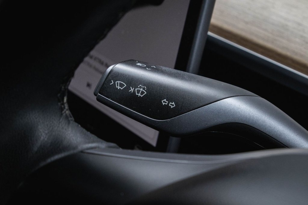 Used Tesla Model 3 2020 for sale - 77642767: Photo 32