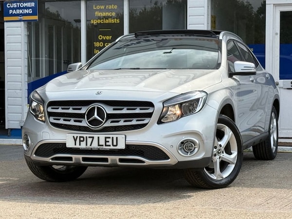 Used Mercedes-Benz A-Class 2017 for sale - 75665977: Photo 4