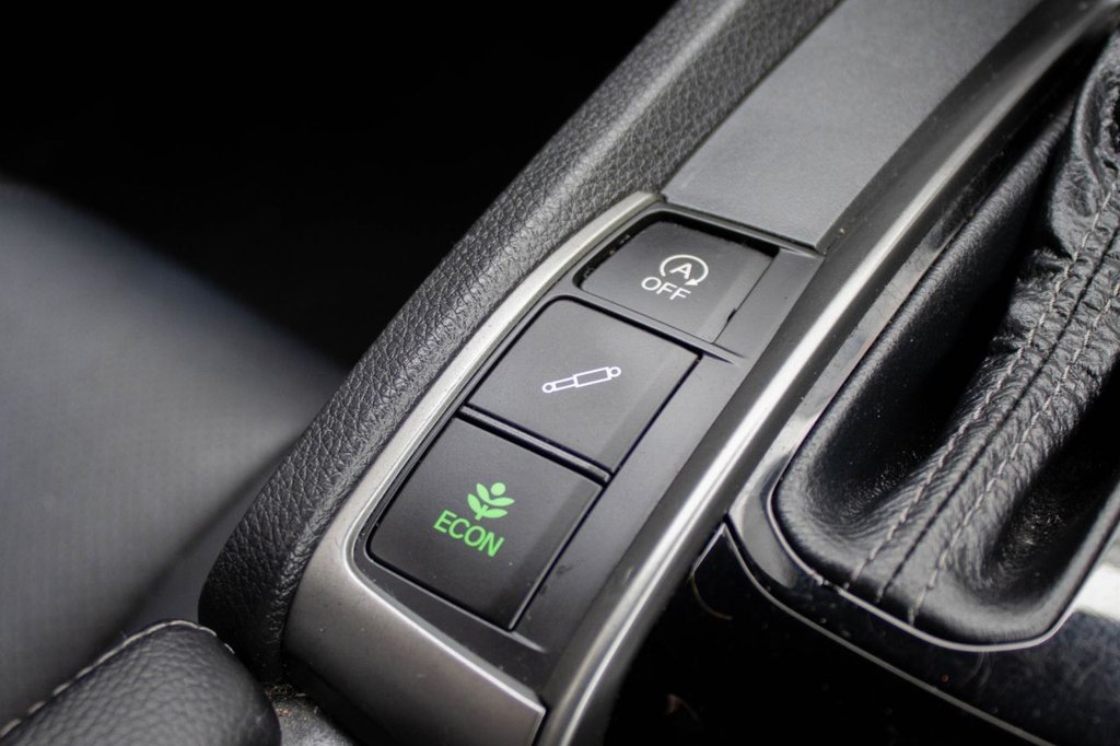 Used Honda Civic 2017 for sale - 77655216: Photo 43