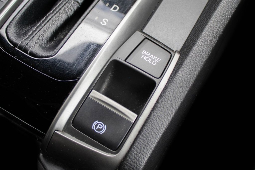 Used Honda Civic 2017 for sale - 77655216: Photo 44