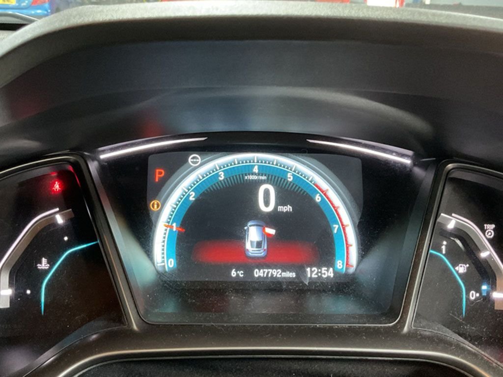 Used Honda Civic 2017 for sale - 77655216: Photo 6