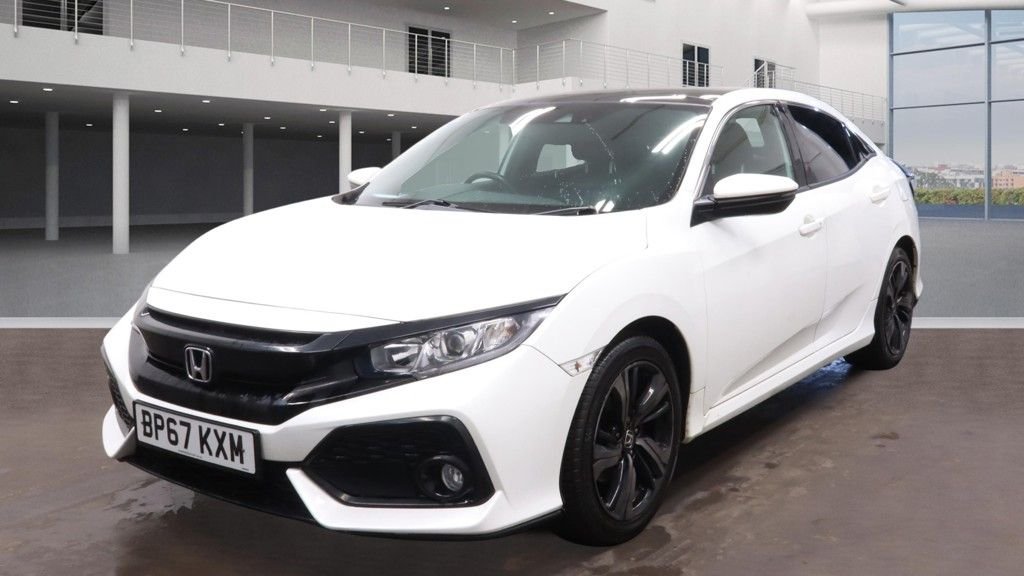 Used Honda Civic 2017 for sale - 77655216: Photo 7