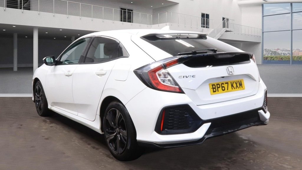 Used Honda Civic 2017 for sale - 77655216: Photo 9