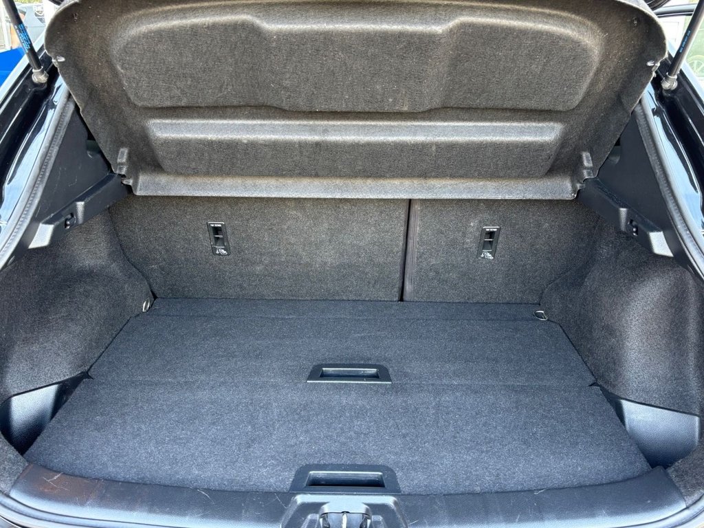 Used Nissan Qashqai 2018 for sale - 77383886: Photo 9