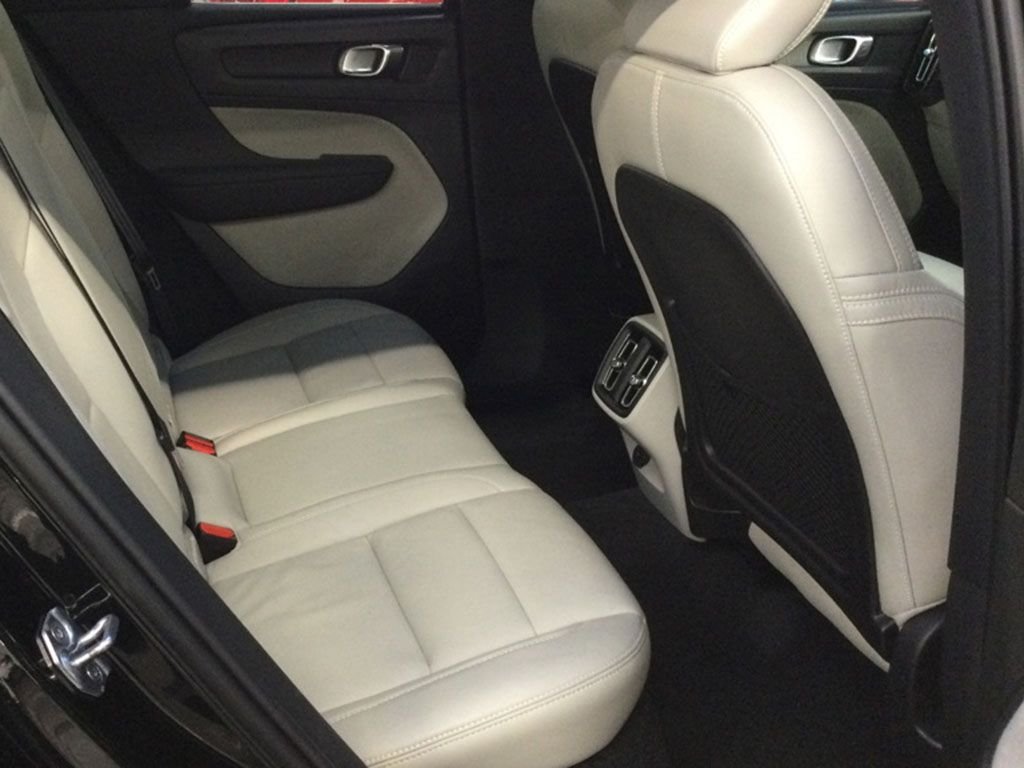 Used Volvo XC40 2020 for sale - 76698316: Photo 4