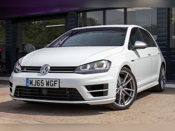 Used Volkswagen Golf 2015 for sale - 78917552: Photo