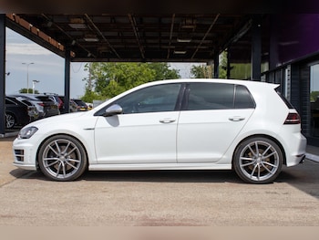 Used Volkswagen Golf 2015 for sale - 78917552: Photo