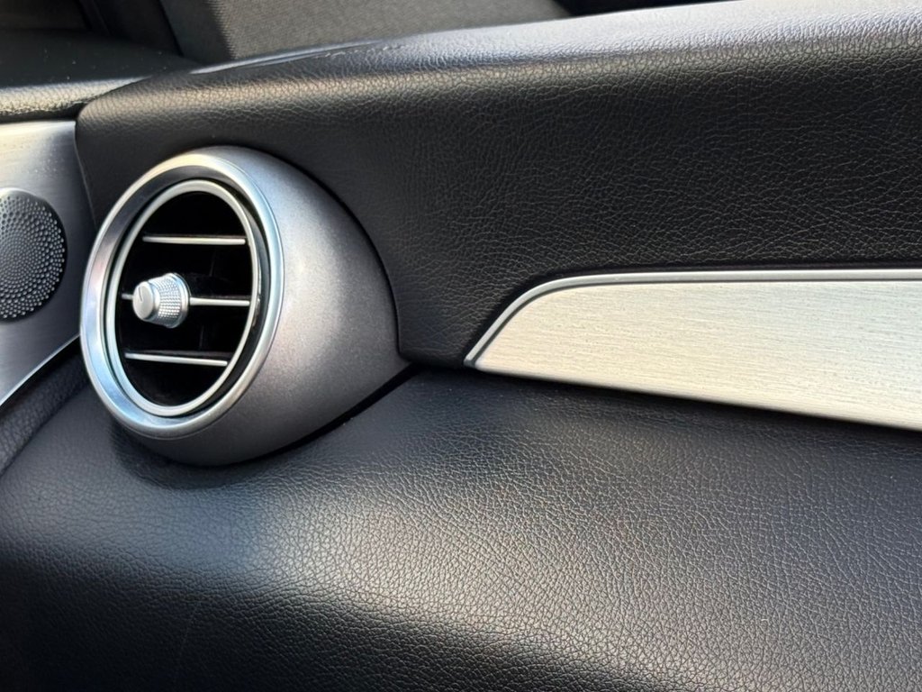 Used Mercedes-Benz C Class 2017 for sale - 76569851: Photo 32