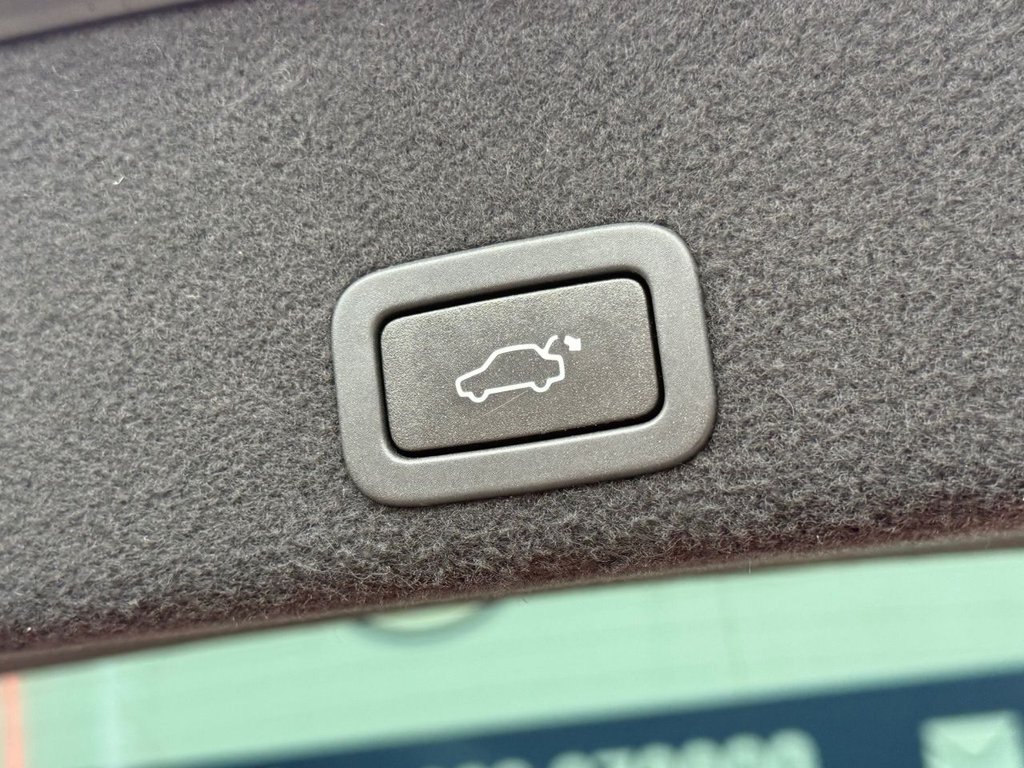 Used Volvo XC60 2017 for sale - 77719645: Photo 15