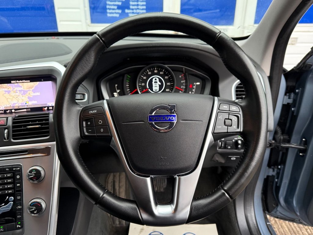 Used Volvo XC60 2017 for sale - 77719645: Photo 25