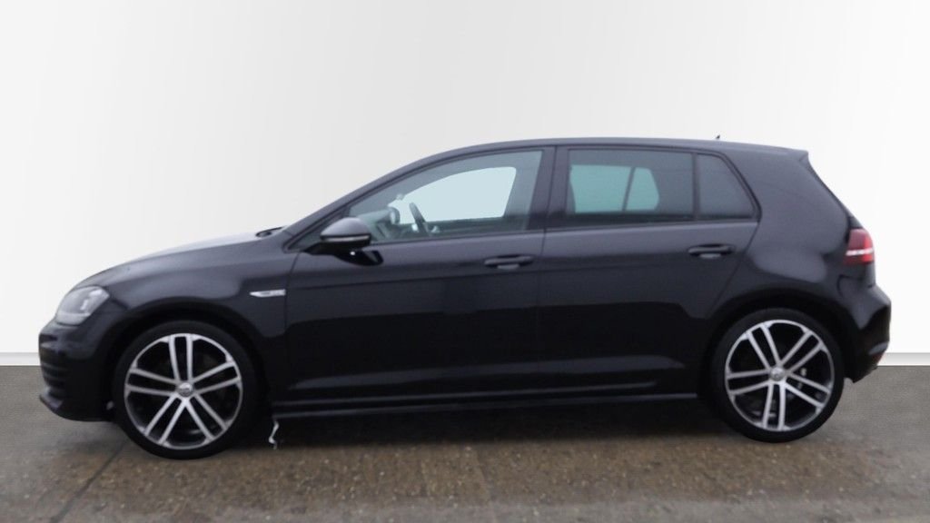 Used Volkswagen Golf 2016 for sale - 77133684: Photo 15