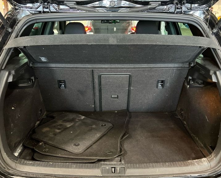 Used Volkswagen Golf 2016 for sale - 77133684: Photo 6