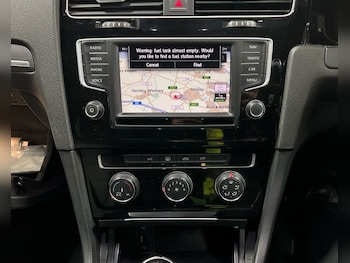 Used Volkswagen Golf 2016 for sale - 76496297: Photo