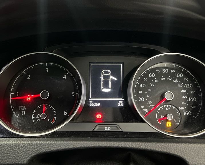 Used Volkswagen Golf 2016 for sale - 76496297: Photo 6