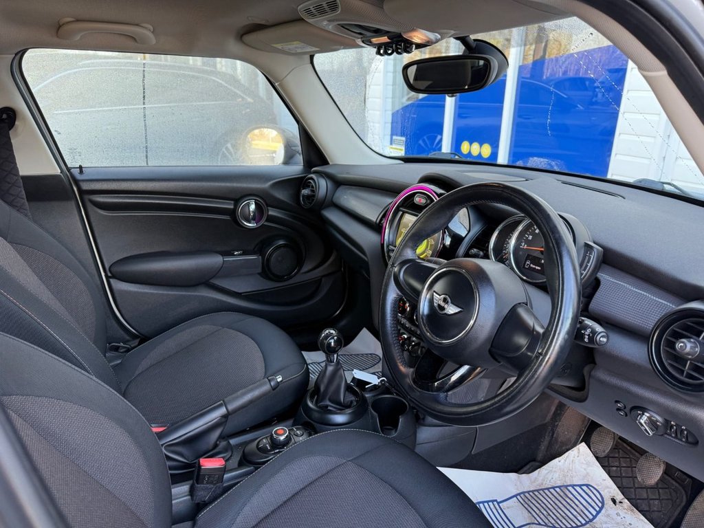 Used MINI Hatch 2018 for sale - 77088875: Photo 3