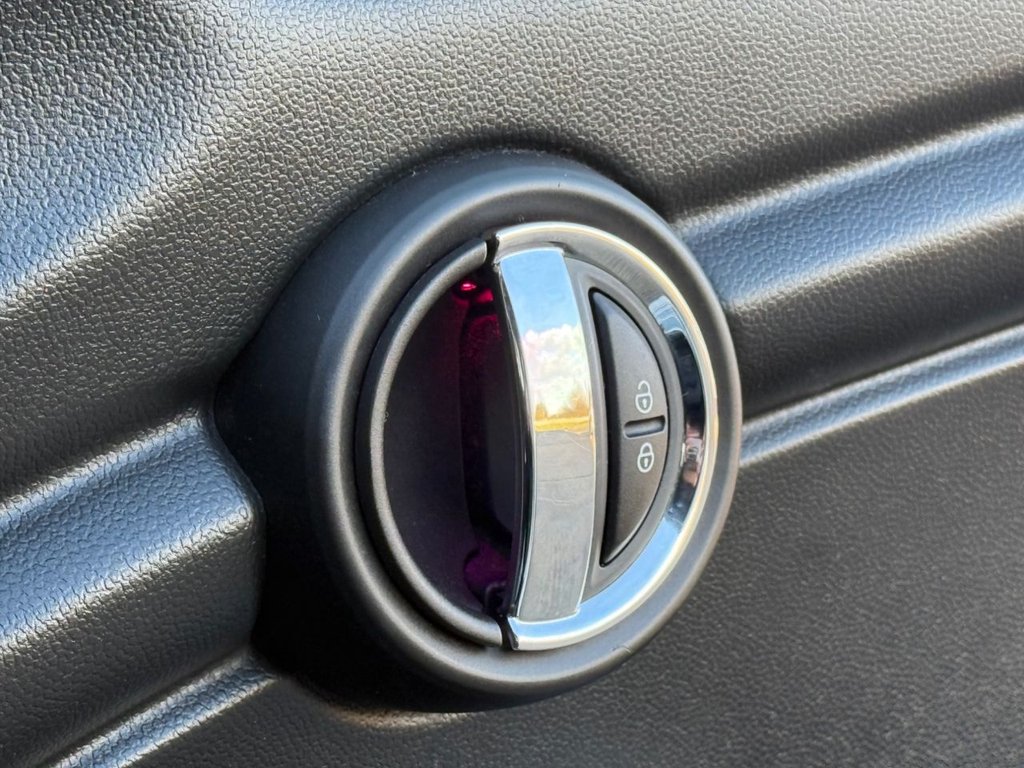 Used MINI Hatch 2018 for sale - 77088875: Photo 31