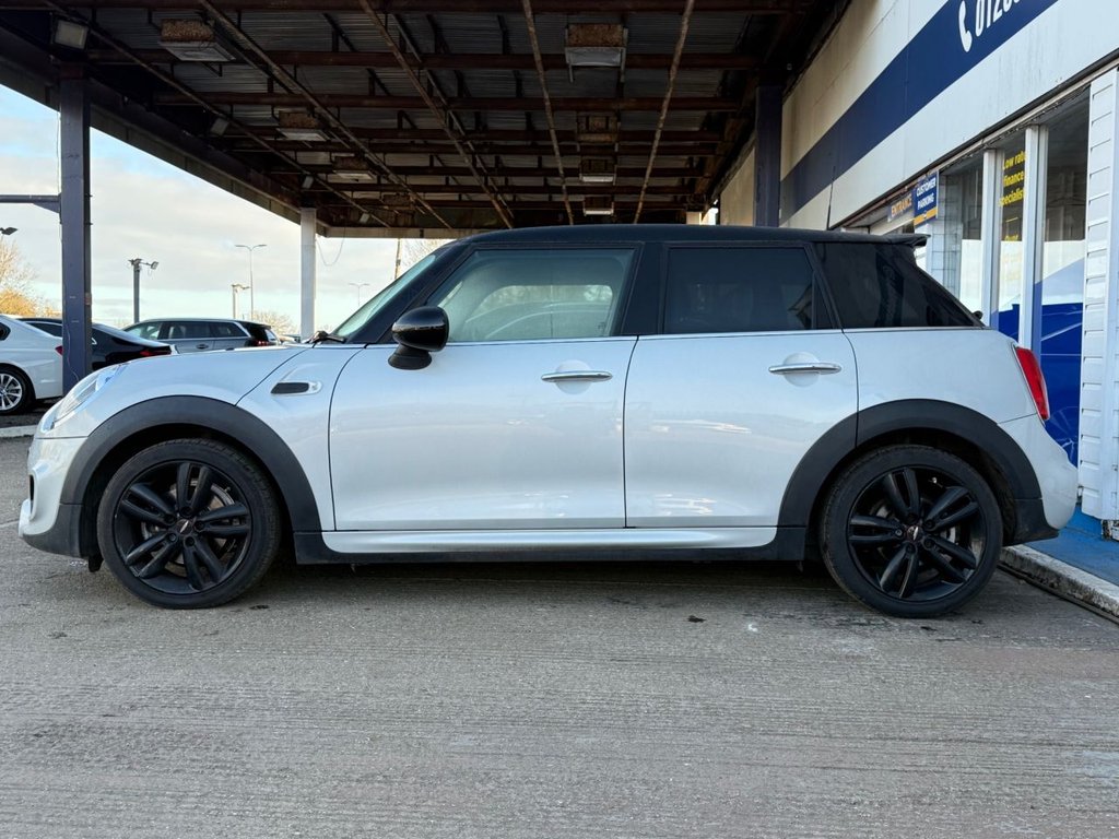 Used MINI Hatch 2018 for sale - 77088875: Photo 8
