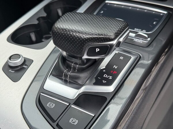 Used Audi Q7 2017 for sale - 76235516: Photo 35