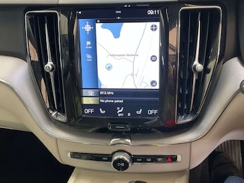 Used Volvo XC60 2017 for sale - 79272093: Photo