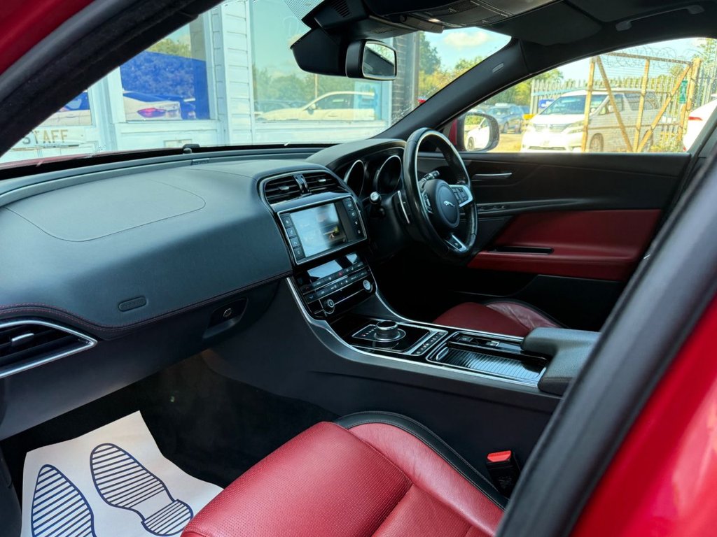 Used Jaguar XE 2017 for sale - 76385947: Photo 19