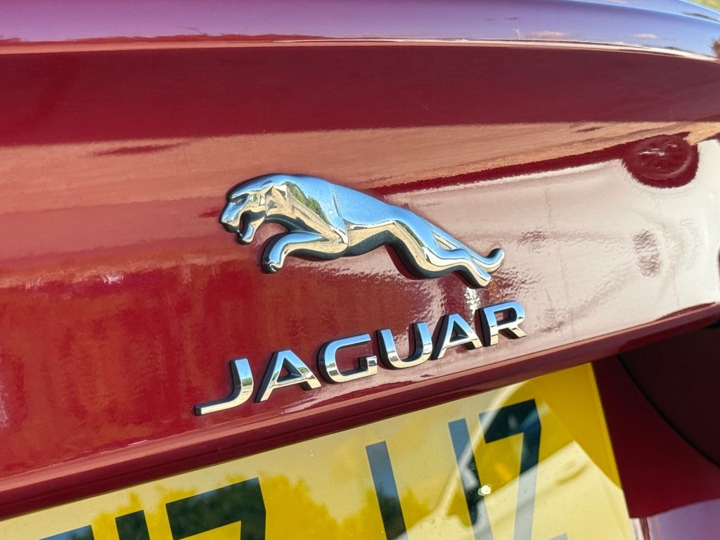 Used Jaguar XE 2017 for sale - 76385947: Photo 39