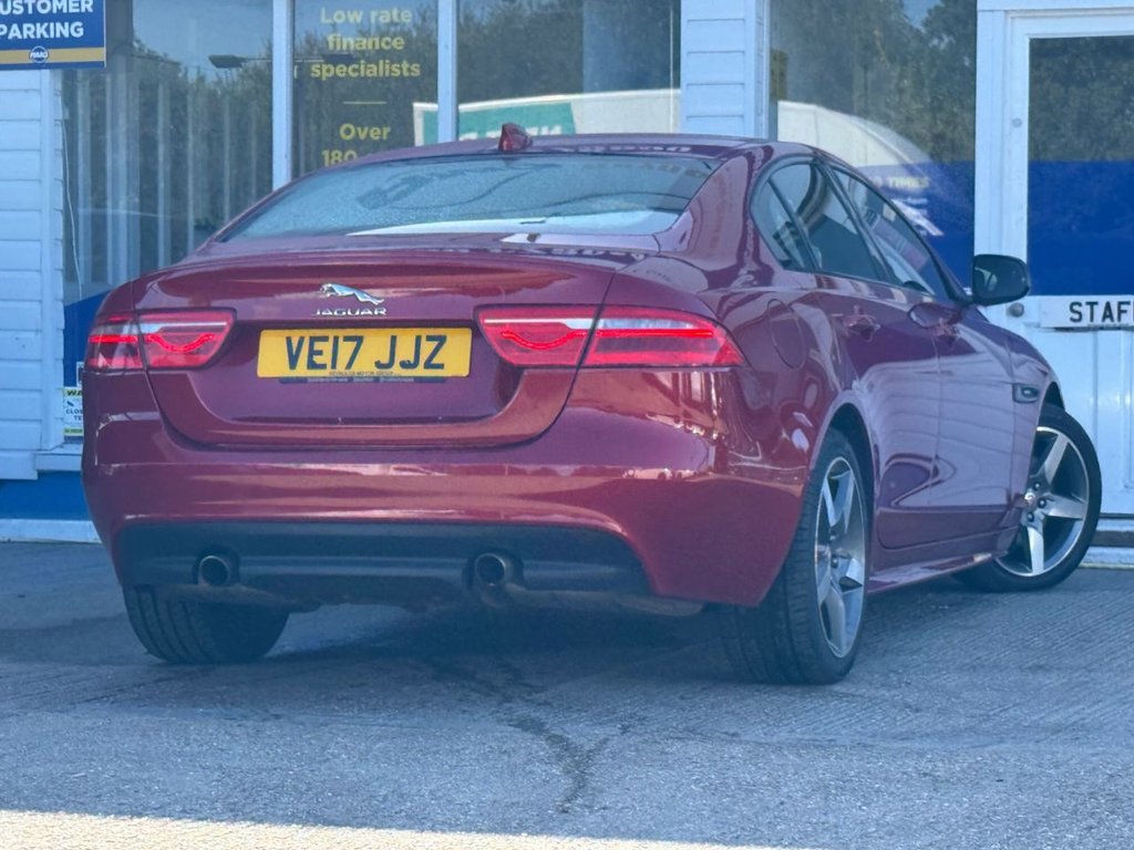 Used Jaguar XE 2017 for sale - 76385947: Photo 9