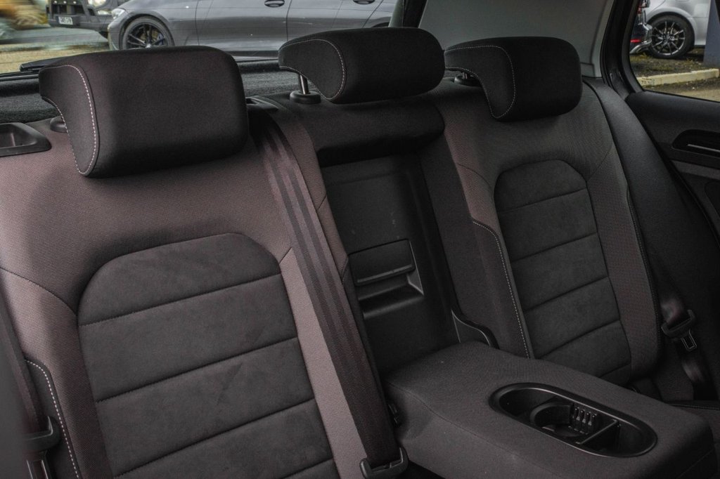 Used Volkswagen Golf 2017 for sale - 77879740: Photo 14