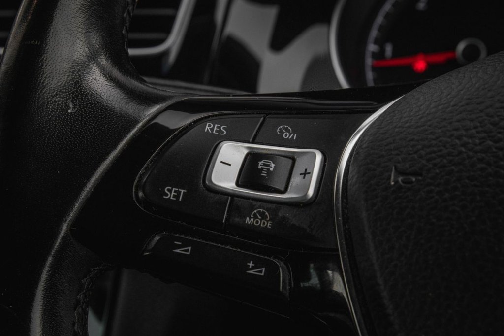 Used Volkswagen Golf 2017 for sale - 77879740: Photo 23