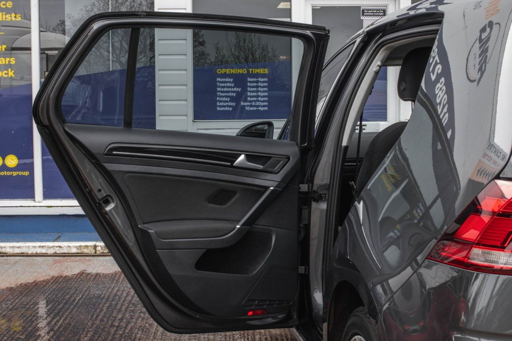 Used Volkswagen Golf 2017 for sale - 77879740: Photo 45